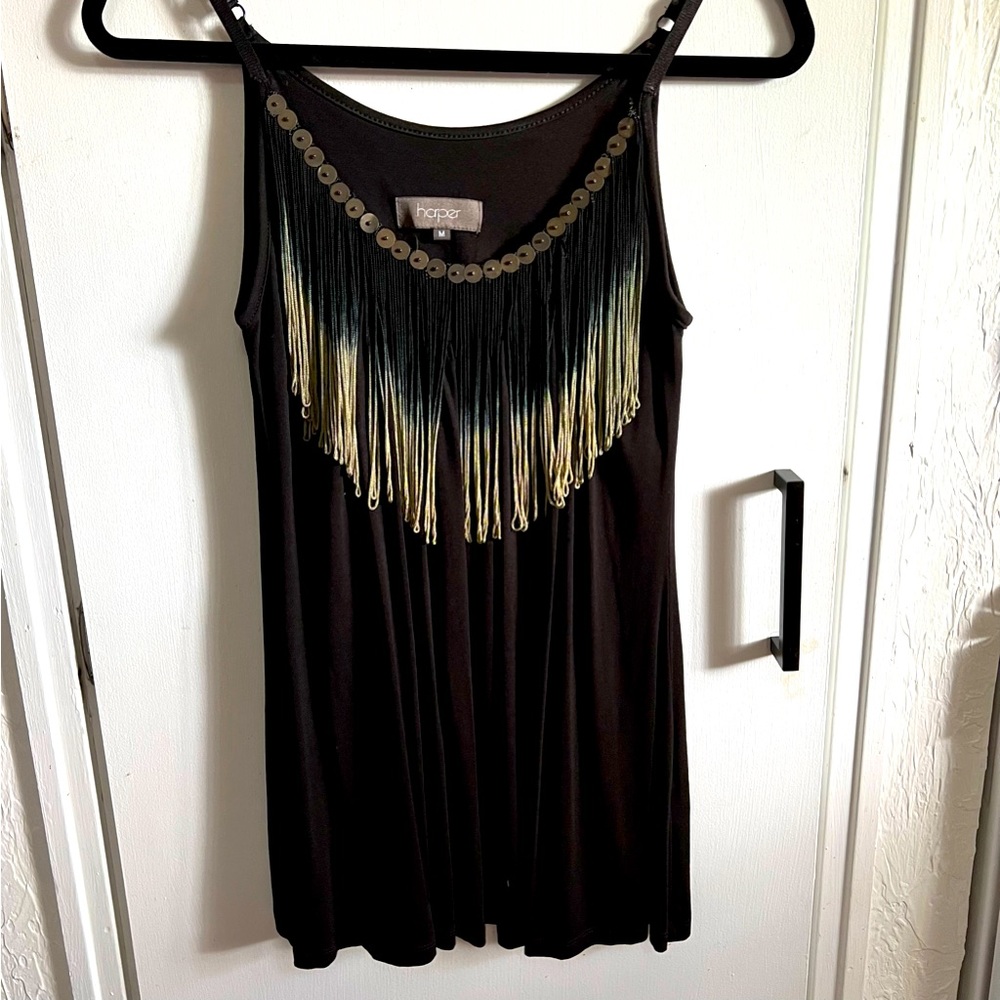NWOT HARPER FLOWY SUMMER SWING TOP WITH OMBRÉ FRINGE SZ. M MEDIUM STUNNING!